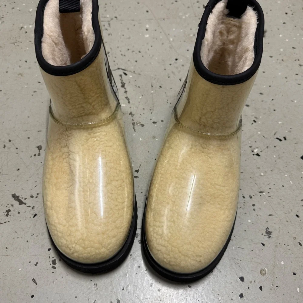 UGG Classic Clear Waterproof Boots Natural Black‎ 1113190 Sheepskin Pull On 10
